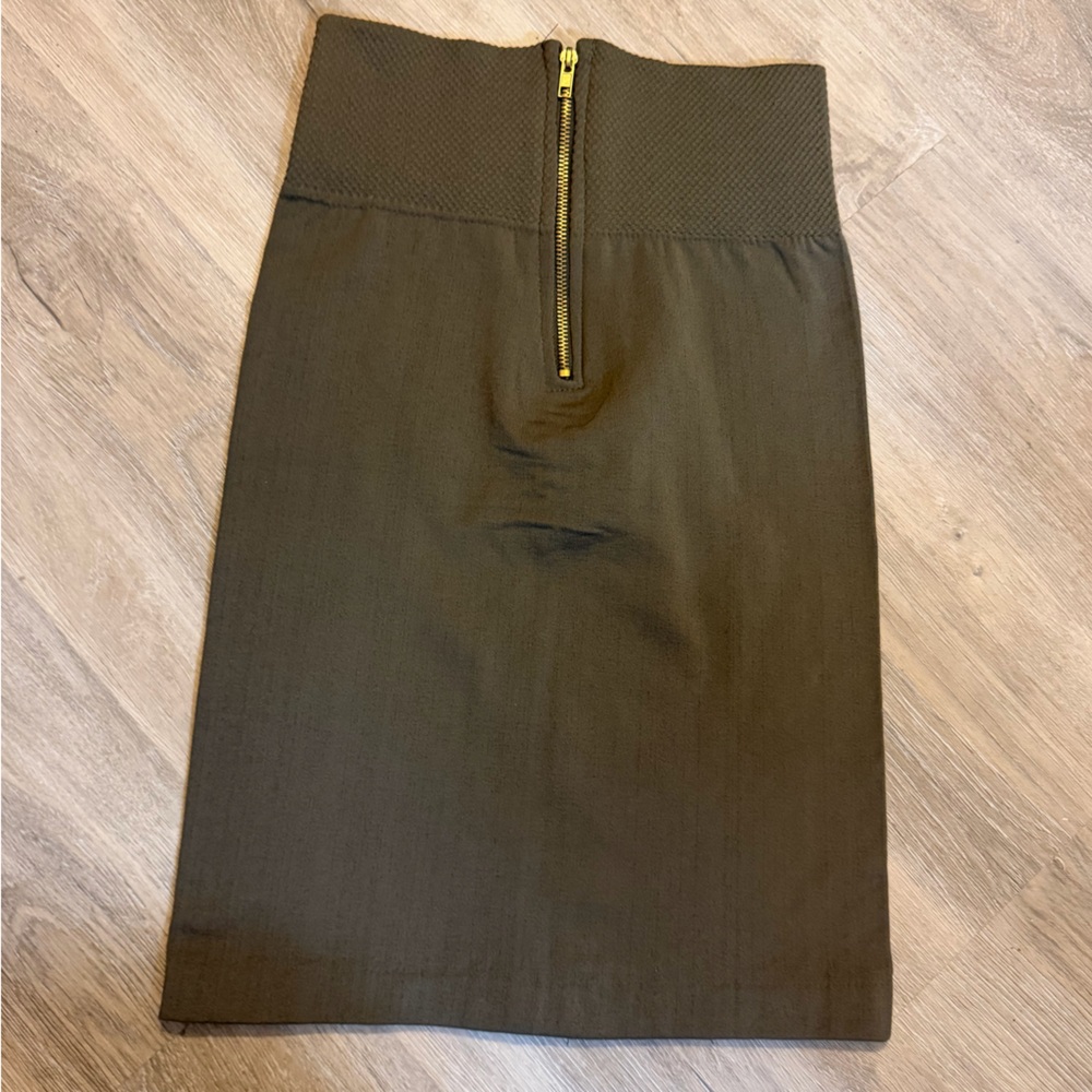 Connection 18 Olive Green and Black Zippered Knit-Waist Skirts Size Small - Picture 2 of 4